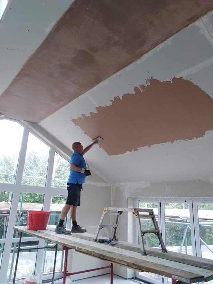 Plastering a vaulted ceiling